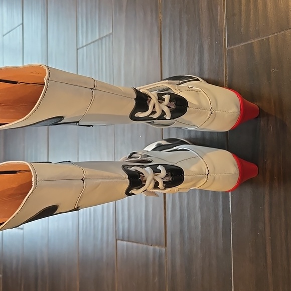Harlequin Boots Siicide Squad/ Lady Joker NWOT Size 39 See Size Chart - Picture 9 of 11